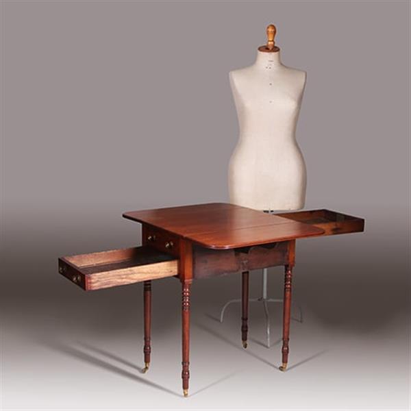 Grote foto bijzettafeltje met 2 opklapbare bladen en lange laden no.332450 antiek en kunst stoelen en banken