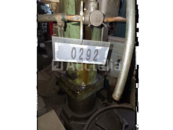Grote foto interne referentie s0292 boorinstallatie met twee klauwplaten wmw doe het zelf en verbouw ijzerwaren en bevestigingsmiddelen