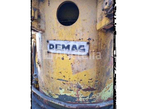 Grote foto interne referentie s0223 hydraulische grijper voor rolbrug demag 2 m doe het zelf en verbouw ijzerwaren en bevestigingsmiddelen