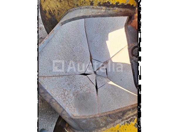 Grote foto interne referentie s0223 hydraulische grijper voor rolbrug demag 2 m doe het zelf en verbouw ijzerwaren en bevestigingsmiddelen