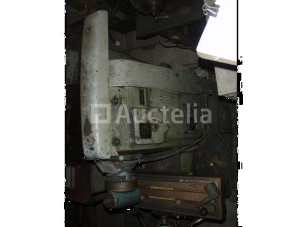Grote foto interne referentie s1799 verticale freesmachine voor pederson metalen doe het zelf en verbouw ijzerwaren en bevestigingsmiddelen