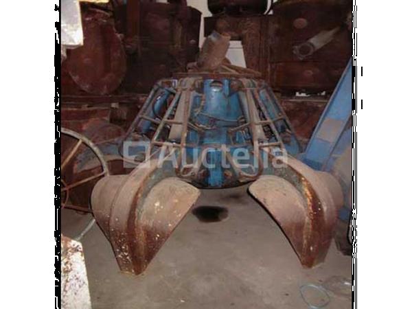 Grote foto interne referentie s0935 6 armige hydraulische grijper merk peiner doe het zelf en verbouw ijzerwaren en bevestigingsmiddelen