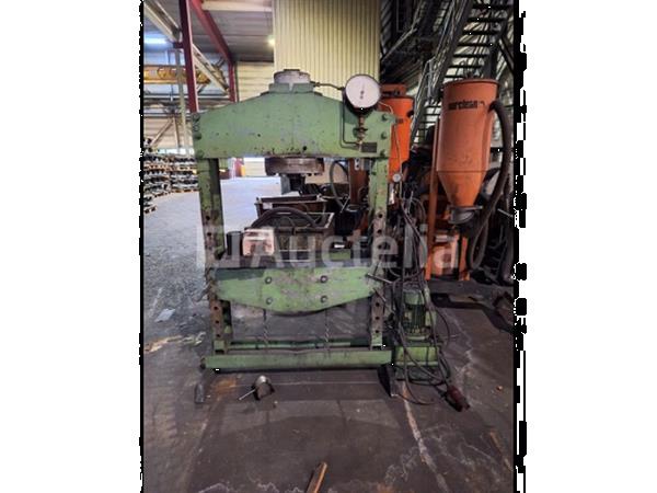 Grote foto interne referentie s2196 hydraulische werkplaatspers 50 t doe het zelf en verbouw ijzerwaren en bevestigingsmiddelen
