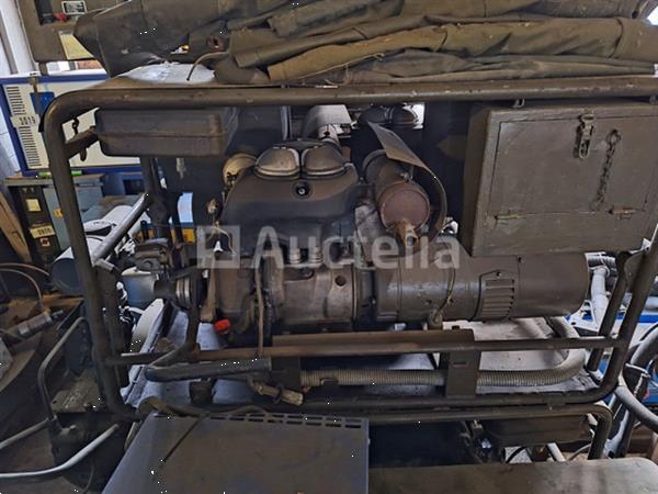 Grote foto interne ref s1467 6 oude militaire generatorset siemens 1150x480x720mm doe het zelf en verbouw ijzerwaren en bevestigingsmiddelen