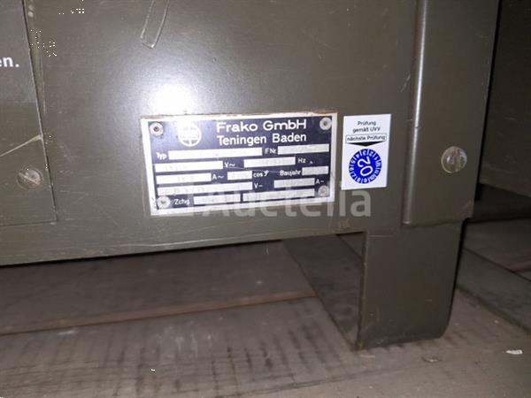 Grote foto interne ref s2526 10 oude frako militaire batterijladers 24v 150amp max 380vprimair doe het zelf en verbouw ijzerwaren en bevestigingsmiddelen