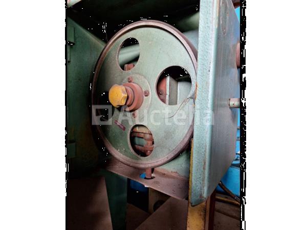 Grote foto interne referentie s2347 verticale metalen lintzaag prvomajska doe het zelf en verbouw ijzerwaren en bevestigingsmiddelen