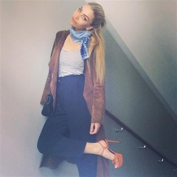 Grote foto staat bij jou het gezin op nummer een contacten en berichten vrouw zoekt man