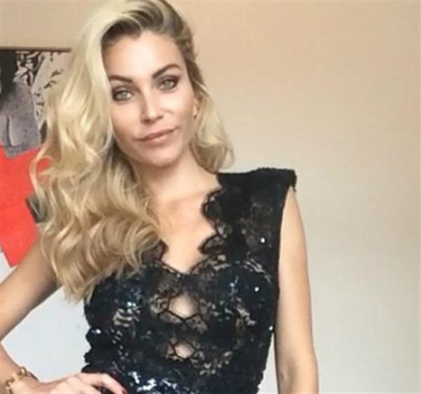 Grote foto staat bij jou het gezin op nummer een contacten en berichten vrouw zoekt man