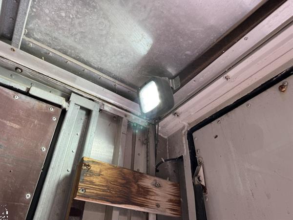 Grote foto mercedes benz vario 814d bakwagen camper foodtruck raceteam met achter sluitklep euro2 origine doe het zelf en verbouw vrachtwagens