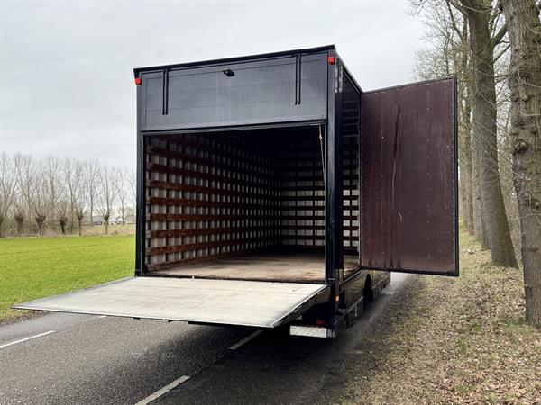 Grote foto mercedes benz vario 814d bakwagen camper foodtruck raceteam met achter sluitklep euro2 origine doe het zelf en verbouw vrachtwagens