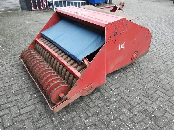 Grote foto lely overtopfrees zaaifrees agrarisch akkerbouw