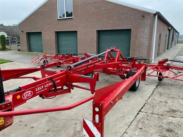Grote foto lely 1250 profi schudder 2014 agrarisch harken