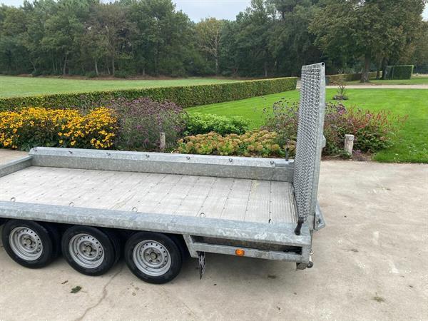 Grote foto hulco machinetransporter aanhanger 2022 lange klep agrarisch aanhangwagens