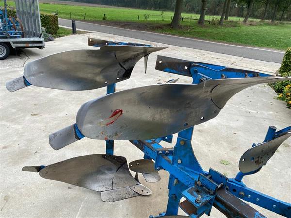 Grote foto lemken opal 90 3 schaar pleog agrarisch ploegen