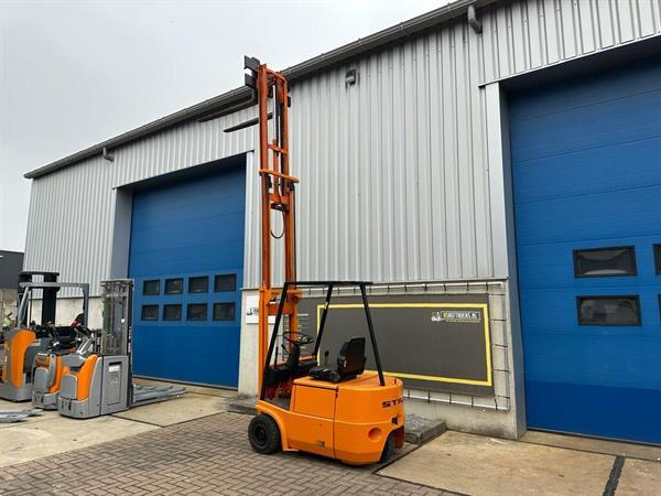 Grote foto vs 22431 elektrische triplex heftruck still efg 1.5 freelift agrarisch heftrucks