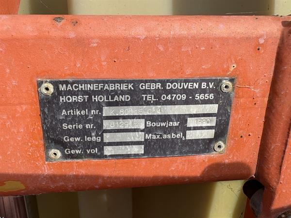 Grote foto agrifac douven veldspuit agrarisch onkruidbestrijding