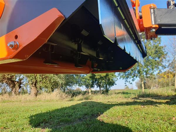 Grote foto mateng verstekmaaier vgm mini 100 agrarisch mechanisatie