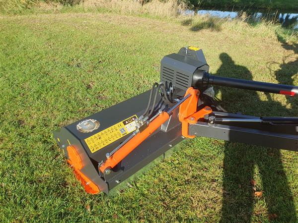 Grote foto mateng verstekmaaier vgm mini 100 agrarisch mechanisatie