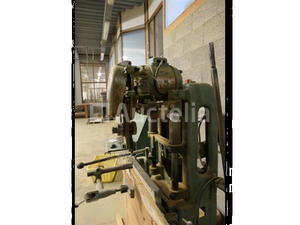 Grote foto kettingboor en beitelhouder voor lyon flex f56b reuzelpluggen doe het zelf en verbouw ijzerwaren en bevestigingsmiddelen