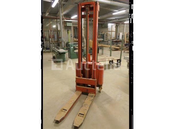 Grote foto rocla pva 101 elektrische stapelaar doe het zelf en verbouw ijzerwaren en bevestigingsmiddelen