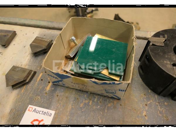 Grote foto gereedschapshouders voor gekartelde messen en messen doe het zelf en verbouw ijzerwaren en bevestigingsmiddelen