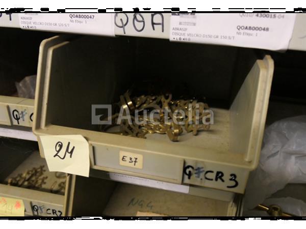 Grote foto decoratieve hardware handgrepen en laarzen sloten van ijzer en messing diversen doe het zelf en verbouw onderdelen en accessoires