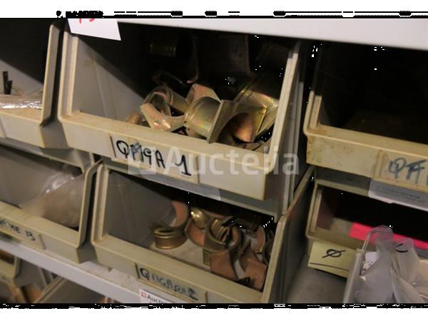 Grote foto decoratieve hardware handgrepen en laarzen sloten van ijzer en messing diversen doe het zelf en verbouw onderdelen en accessoires