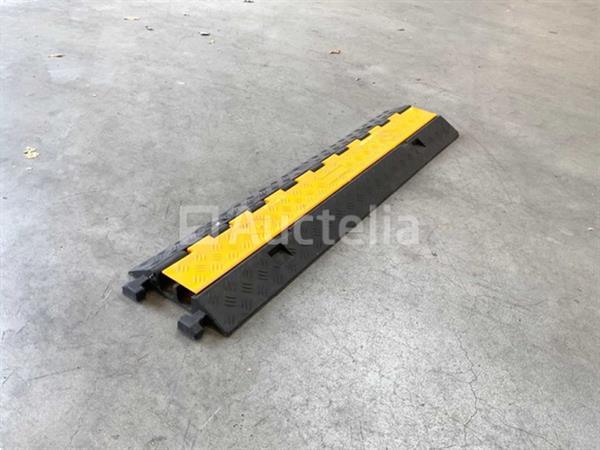Grote foto 20x kabelbrug met klep en 2 kanalen 100x250x45mm doe het zelf en verbouw onderdelen en accessoires