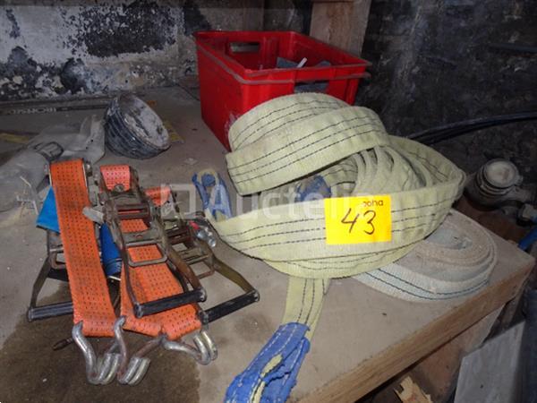 Grote foto inhoud van de plank doe het zelf en verbouw onderdelen en accessoires