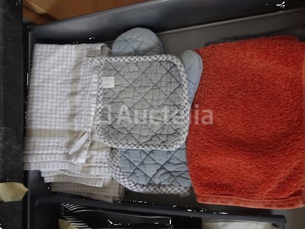 Grote foto inhoud van de kasten en lades in de keuken doe het zelf en verbouw onderdelen en accessoires