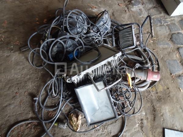 Grote foto een set van verschillende bouwplaatsen en elektrische uitbreidingen doe het zelf en verbouw onderdelen en accessoires