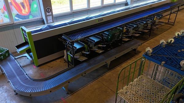 Grote foto greefa combisort fruit en appelsorteermachine 2 lijnen met waterdumper automatische dozenvullers e agrarisch tuinbouw