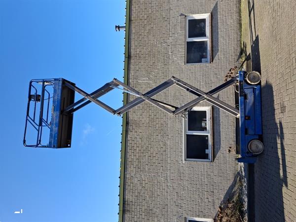Grote foto haulotte compact 8 hoogwerker schaarlift 8 25 m 2023 accu doe het zelf en verbouw hoogwerkers