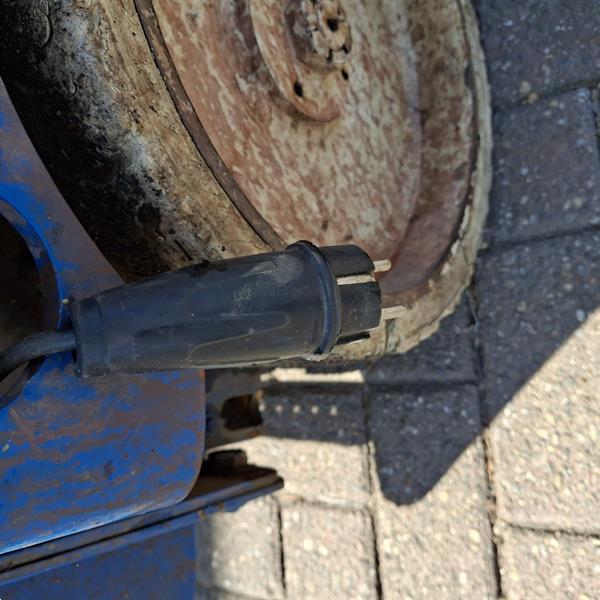 Grote foto haulotte compact 8 hoogwerker schaarlift 8 25 m 2023 accu doe het zelf en verbouw hoogwerkers