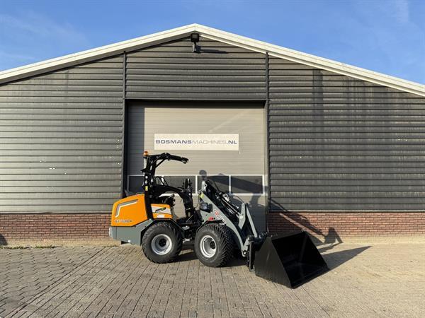 Grote foto giant g2700 hd minishovel kniklader nieuw 665 lease agrarisch shovels