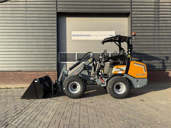 Grote foto giant g2700 hd minishovel kniklader nieuw 665 lease agrarisch shovels
