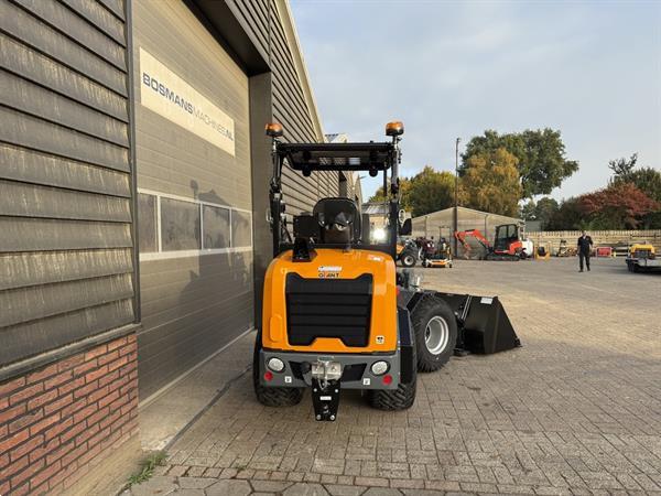 Grote foto giant g2700 x tra hd minishovel nieuw met led verlichting agrarisch shovels