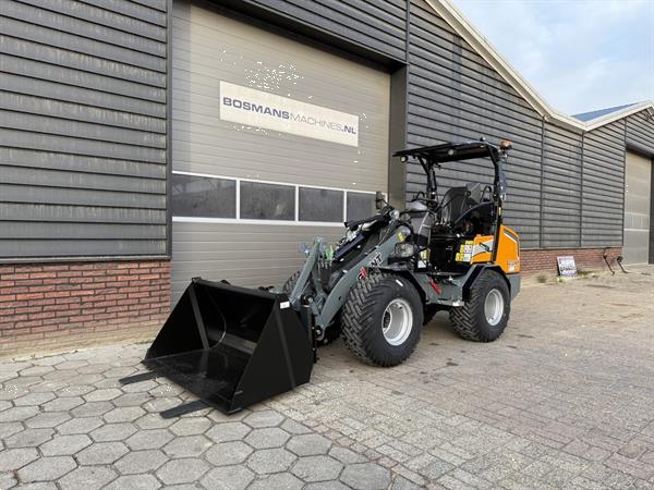 Grote foto giant g2700 x tra hd minishovel nieuw met led verlichting agrarisch shovels
