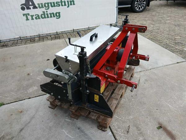 Grote foto tecma zaaicombi agrarisch zaaimachines