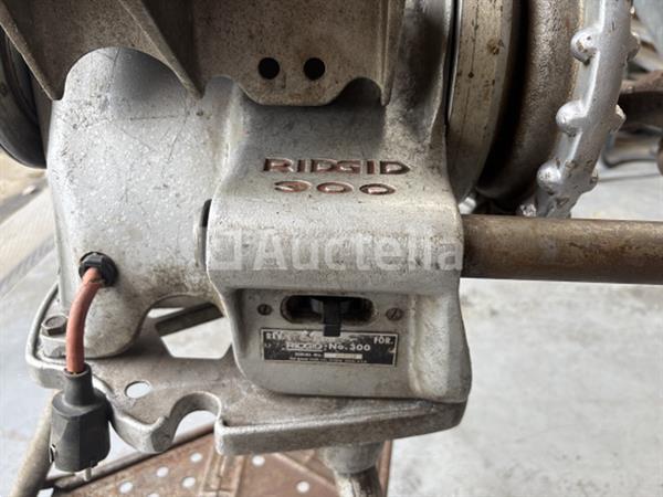 Grote foto ridgid 300 met tristand doe het zelf en verbouw onderdelen en accessoires