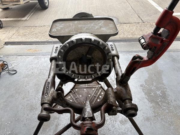 Grote foto ridgid 300 met tristand doe het zelf en verbouw onderdelen en accessoires