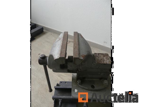 Grote foto ondeugd doe het zelf en verbouw gereedschappen en machines