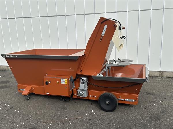 Grote foto javo unimax potmachine voor het vullen van grote potten agrarisch tuinbouw