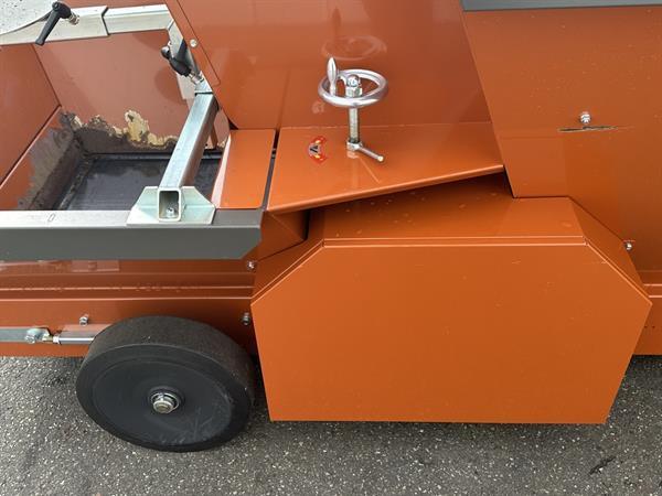 Grote foto javo unimax potmachine voor het vullen van grote potten agrarisch tuinbouw