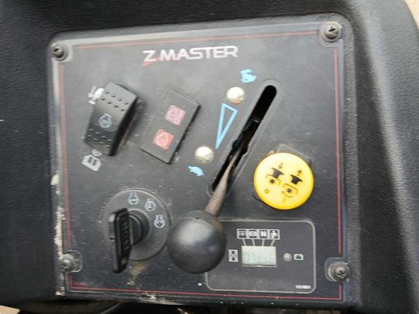 Grote foto toro zeroturn tuin en terras zitmaaiers