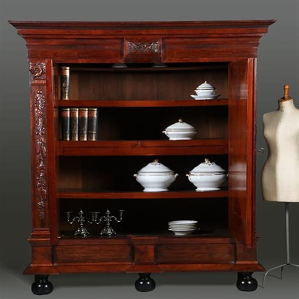 Grote foto majestieuze en zeer verfijnde rankenkast ca 1800 no.331520 antiek en kunst stoelen en banken