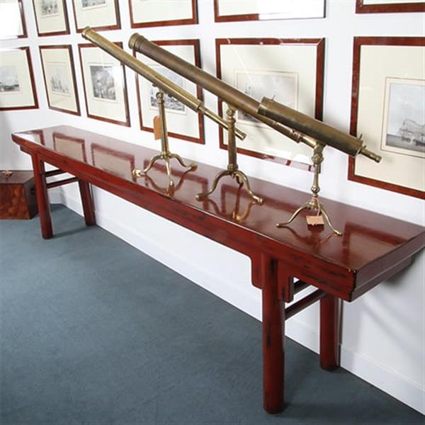 Grote foto reusachtige 3.25 m lange chinese rode lak altaartafel of wandtafel no.331525 antiek en kunst stoelen en banken