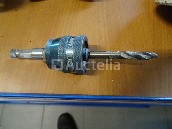 Grote foto 32 hilti bosch divers gatzagen adapter met boor doe het zelf en verbouw gereedschappen en machines