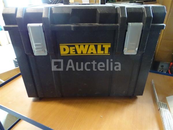 Grote foto dewalt grote opbergkist doe het zelf en verbouw hefwerktuigen