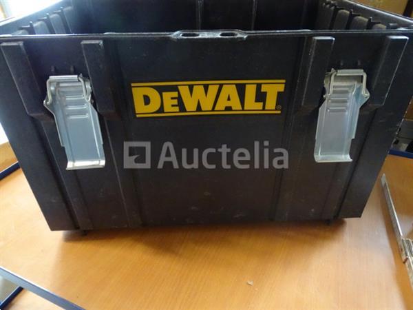 Grote foto dewalt grote opbergkist doe het zelf en verbouw hefwerktuigen